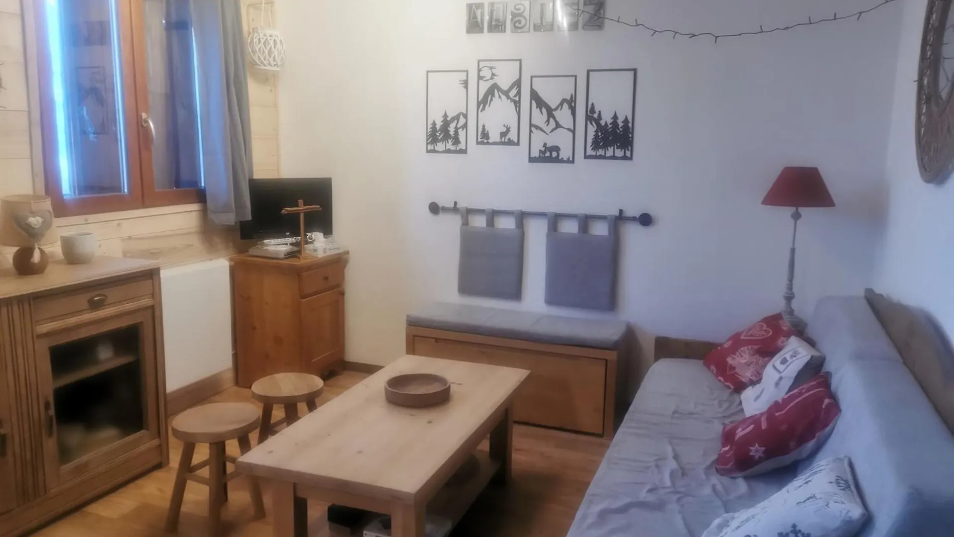 Appartement Refait A Neuf Pour 8 Personnes A Albiez-Montrond Apartment